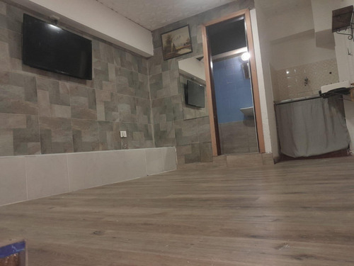 Local Con Vivienda En Pleno Centro Comercial De Pinamar