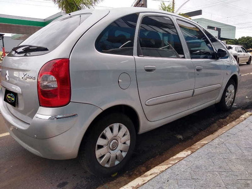 Citroen Xsara Picasso Exclusive 2.0 16v 4p