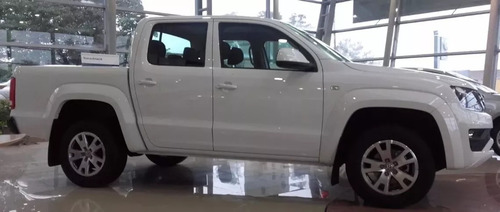 Volkswagen Amarok 2.0 Tdi Comfortline 4x2 Aut C / Fijas 24