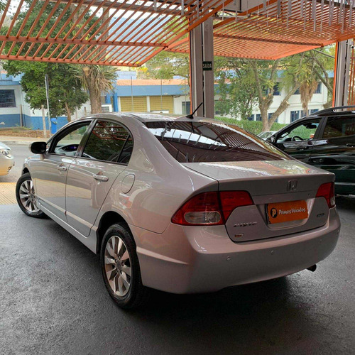 Imagem 6 de 10 de Honda Civic 1.8 Lxl 16v Flex 4p Automático