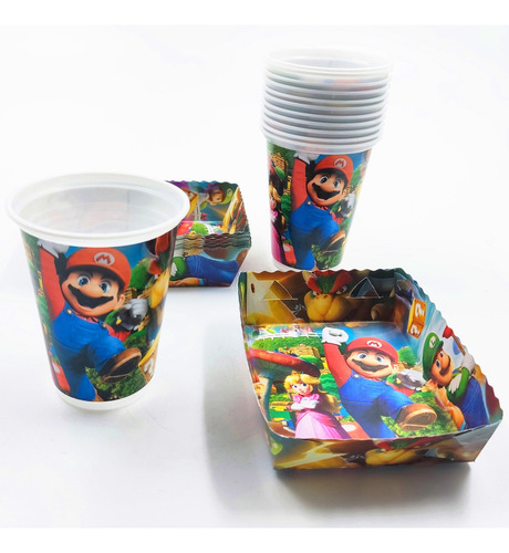 Kit 12 Vasos 12 Platos Decorativos Mario Bros 2