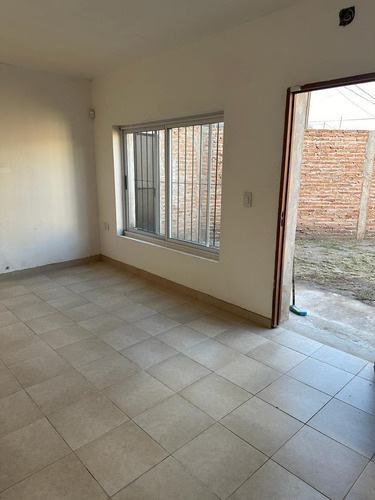 Venta - Casa De 3 Dormitorios En Guadalupe Oeste - Santa Fe