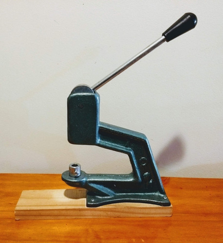 Remachadora Manual Para Cuero Y Textil