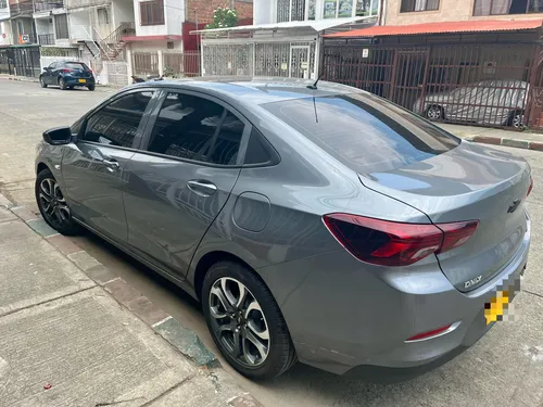Chevrolet Onix 1.0t Automática