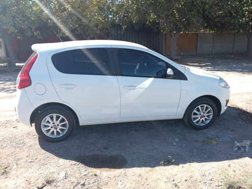 Fiat Palio 1.4 Attractive Pack Top