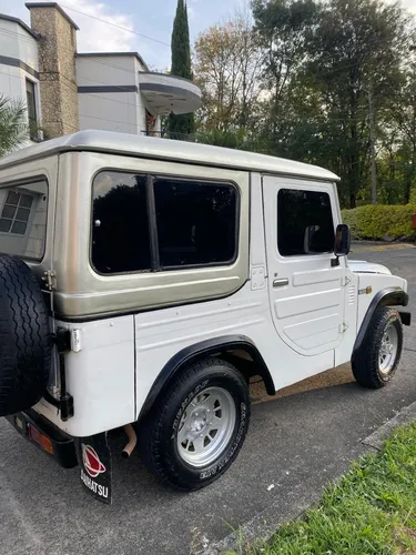 Daihatsu F20 1.6 F20 4X4