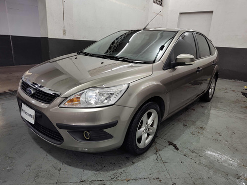 Ford Focus II 2.0 Trend