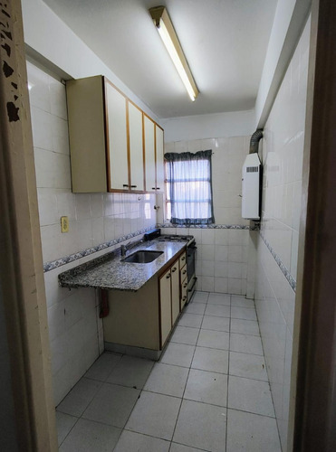 Dueño Vende. Dpto 2 Ambientes Al Frente, Ultimo Piso, Caballito Norte