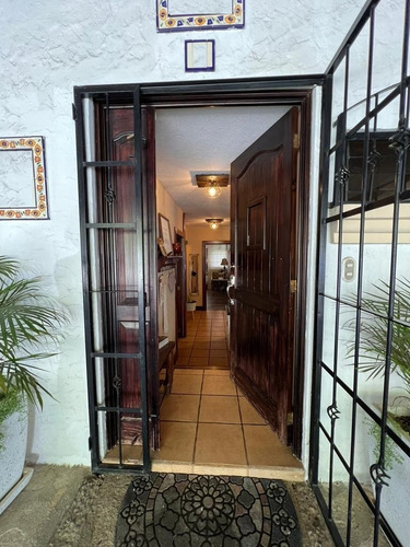 Imagen 3 de 30 de Vendo Hermosa Casa, Excelente Diseño Con Finos Acabados De Madera