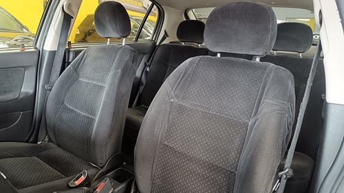 Chevrolet Astra 2.0 Advantage Flex Power 5p