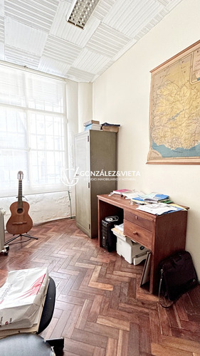Oficinas Venta Centro Con Renta Dos Despachos Independientes Ideal Inversión Galería Uruguay