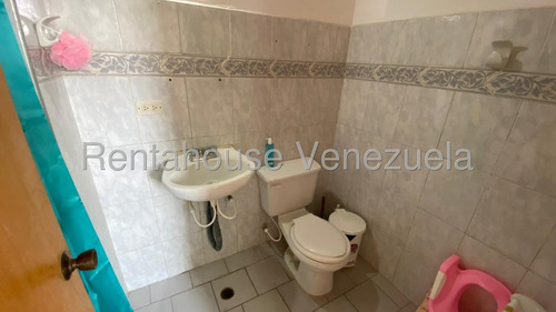 Antony Sanchez Vende Amplio Y Moderno Apartamento En Cabudare. La Mata. Residencias Las Guacamayas 25-17410 As-m