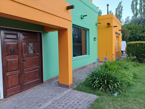 Venta Casa Estancia Las Lilas Chacras De Campo