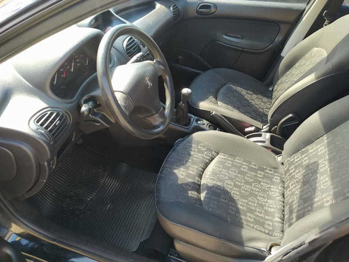 Peugeot 206 Sw Presence 1.4 8v(flex) 4p