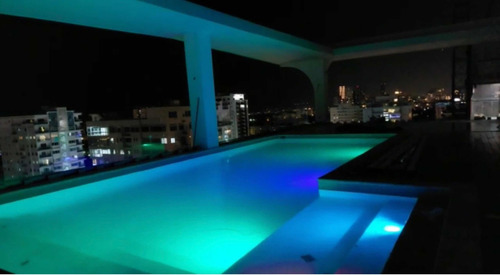 Apartamento Airbnb Con Vista A La Ciudad Próx Naco, Piantini, Serrallés, Paraíso, Evaristo Morales, Ens Julieta, Mirador Sur, Mirador Norte, Los Cacicazgos, La Esperilla, La Julia, Renacimiento, Real