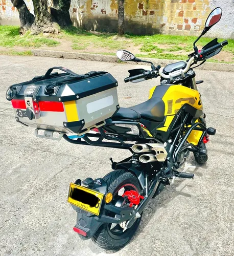 Vendo Moto Benelli Tnt 135 Amarillo 2023 Con Accesorios