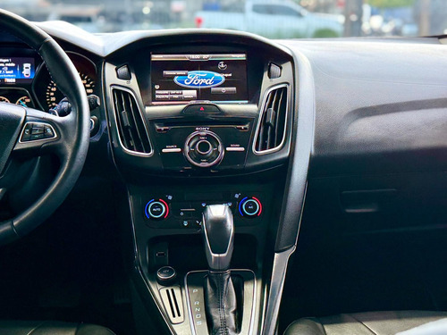 Ford Focus Ford Ti At 2.0hc