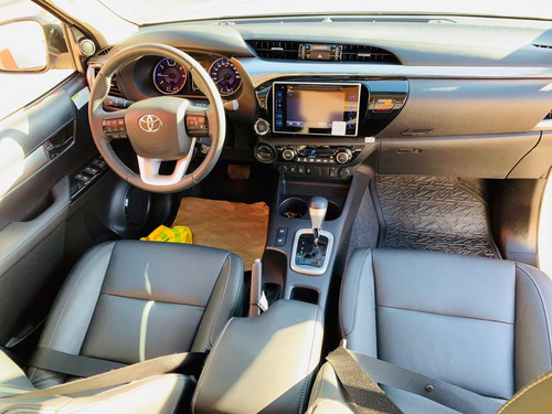 Toyota Hilux 2.8 Cd Srx 177cv 4x4 At 2019