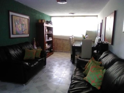 Imagen 5 de 11 de Vendo Apartamento En Urbanización Los Nísperos (turmero), Código 23-7025 Carlos M. 04243535083