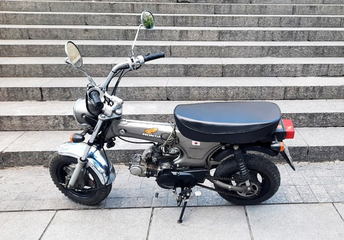 Imagen 8 de 8 de Honda Dax Japón St70 / Con Todos Los Papeles.