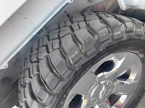 Imagen 3 de 11 de Chevrolet Cheyenne 2016 5.4 2500 Doble Cab Ltz 4x4 At