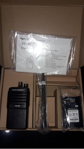 Handy Vertex Standard Vx 80 Vhf. Bandas De Frecuencia Vhf 136 -174 Mhz. Color Negro