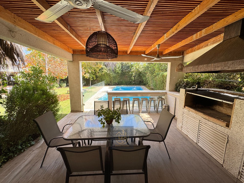 Gran Casa Con Piscina Y Jardines 5d+4b+5e - Las Pircas