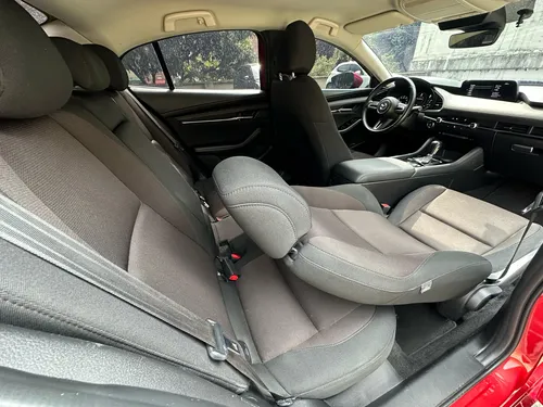 Mazda 3 2.0 Touring