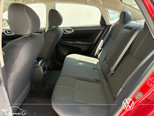 Nissan Sentra 1.8 Advance Cvt