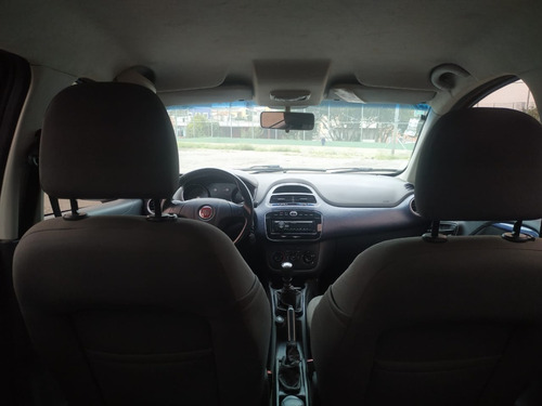 Fiat Punto 1.4 Attractive 8v Flex 4p Manual