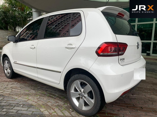 Imagem 3 de 15 de Vw Fox 2017 1.6 Highline Automático Top De Linha
