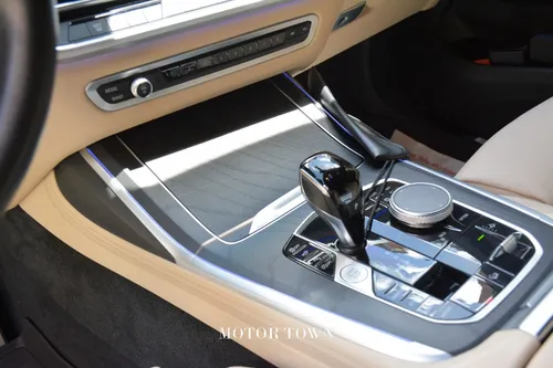 BMW X7 3.0 Xdrive 40i Pure Excelence