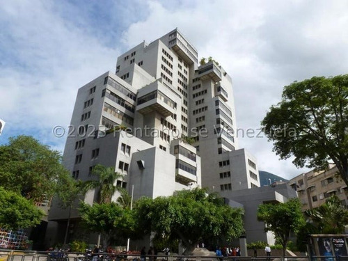 Se Alquila Oficina En El Centro Empresarial Del Este Chacao. Dmh