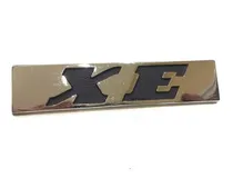 Comprar Insignia Peugeot 504 Xe Leyenda Baúl Metálica Nueva Original