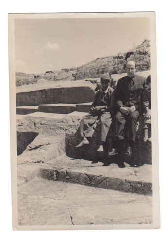 1941 Foto Rodriguez Fabregat En Trono Del Inca Cuzco Peru (Usado)