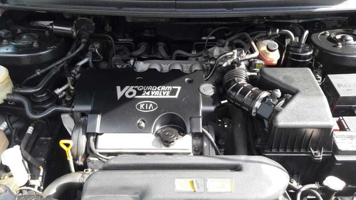 Kia Carnival 2.5 V6 Automática 2001