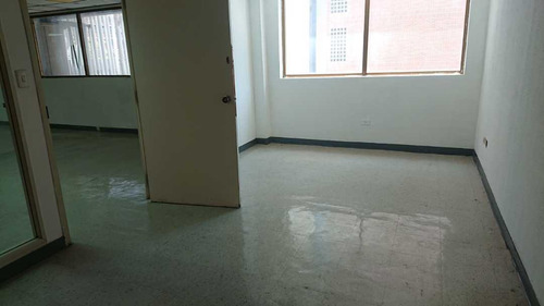 Imagen 22 de 25 de Alquilo Local 1.400mts2 Los Cedros