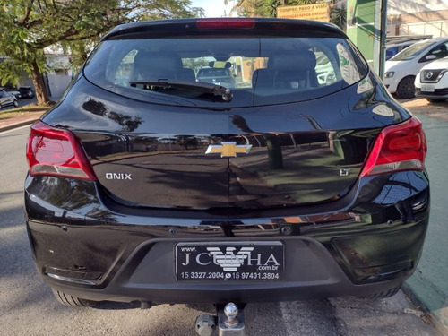 Chevrolet Onix Onix 1.0 MPFI LT 8V FLEX 4P MANUAL