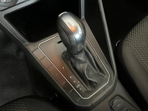 Volkswagen Virtus 1.6 MSI TOTAL FLEX AUTOMÁTICO
