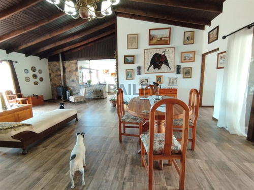 Venta Parcela, 5 Dormitorios. Mas Cabaña De 60 Mt2 Limache