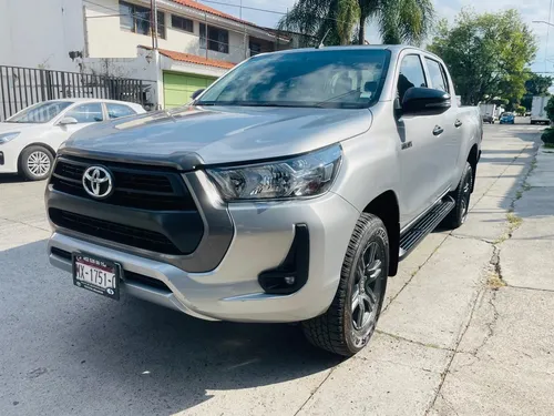 Toyota Hilux 2.7 Cabina Doble Sr Mt