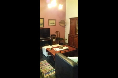 Imagen 3 de 12 de Casa En Venta En Parque Avellaneda