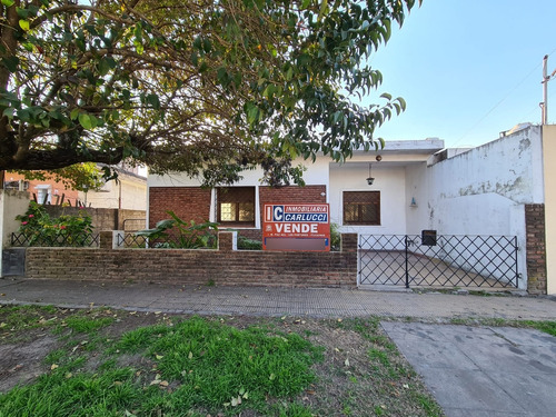 Casa Americana Venta Ituzaingo Tres Dormitorios