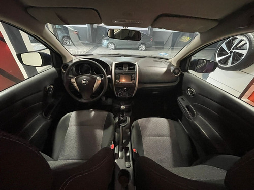 Imagen 13 de 15 de Nissan Versa Advance 2019