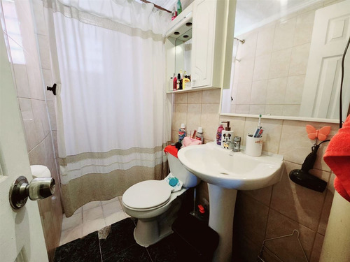 Departamento En Venta De 2 Dorm. En Maipú