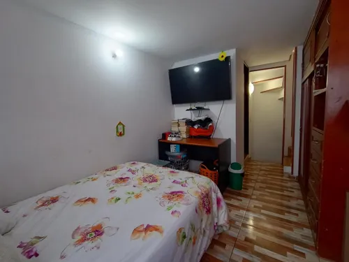 Casa En Venta En Álamos. Cod V1087037