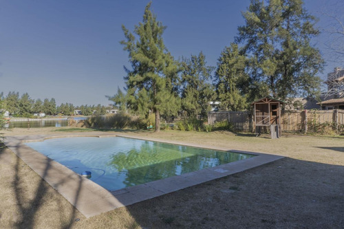 Imagen 6 de 30 de Casa Venta 3 Dormitorios Piscina Barrio Cerrado Aldea Fisherton