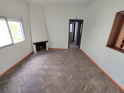 Imagen 3 de 11 de Ideal Inversor!. Av. Italia Con Renta