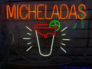 Letrero Led Neon En Acrilico De 3 Mm 40*38cm Micheladas