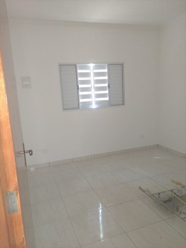 Imagem 9 de 9 de Casa Com Churrasqueira Coberta A Venda Em Itanhaém.